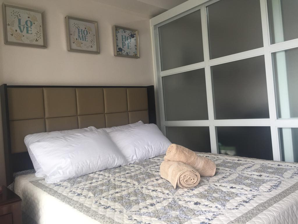 Blissful Hill Tagaytay Condotel With Netflix Apartment Tagaytay City