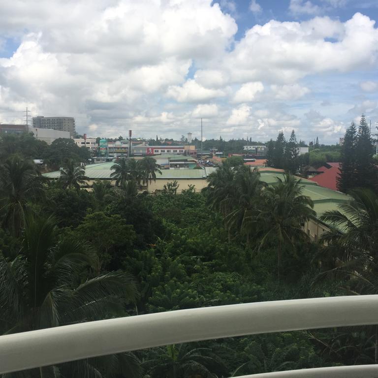 Blissful Hill Tagaytay Condotel With Netflix Apartment