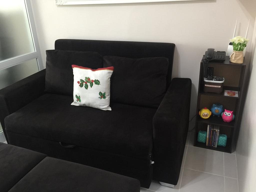 Apartment Blissful Hill Tagaytay Condotel With Netflix